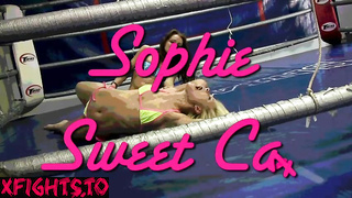 Porn Fight Sophie Lynx vs Sweet Cat