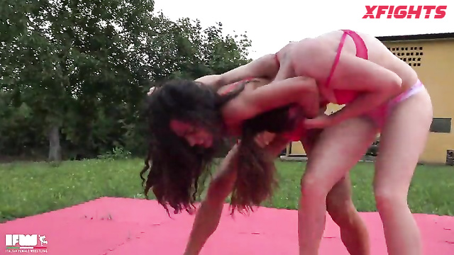 Italian Female Wrestling - IFW67 Andrea vs Lara Catfight Part A