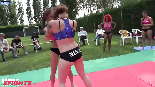  Lesbian Wrestling