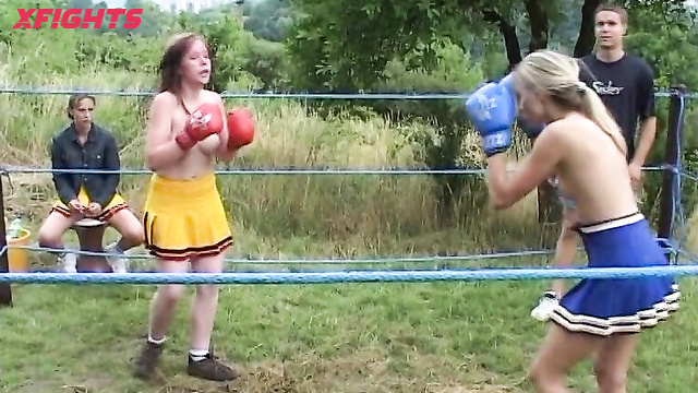 ﻿DWW-264-06 Cheerleaders Topless Boxing Eva vs Romana