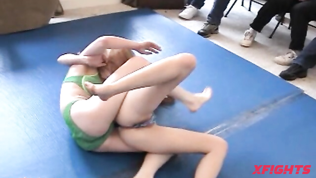 Lacie Lesbian Wrestling