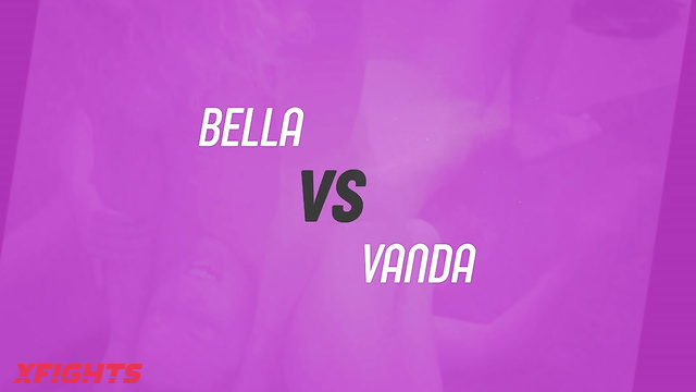 Fighting Dolls - Bella vs Vanda