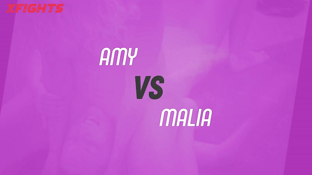 Fighting Dolls - Amy vs Malia