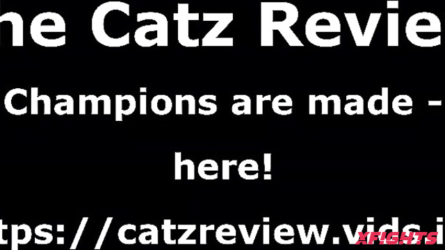 The Catz Review - Alex vs Sally (Catzreview)