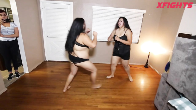 Mayra vs Jackie Real Fight