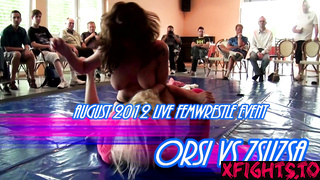 DWW - Orsi vs Zsuzsa: Live Event