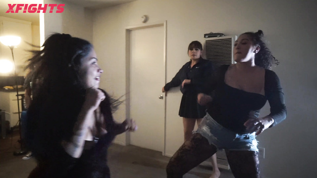 So Cal Catfights - Lorraine vs Mary (Socal)