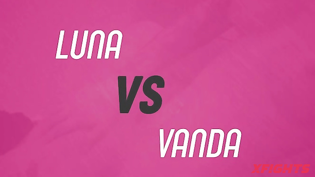 Trib Dolls - Luna vs Vanda [TribDolls]