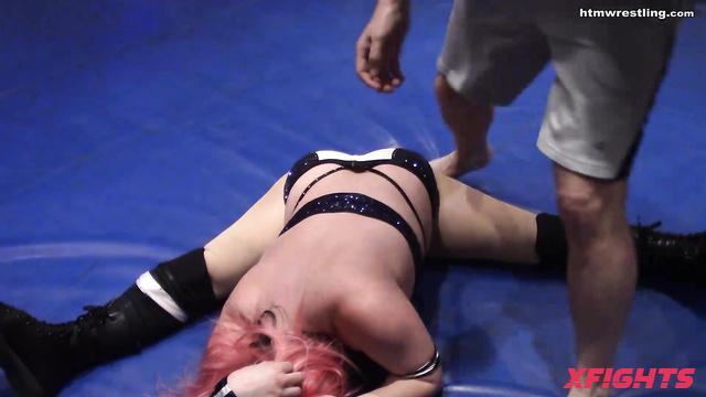 Hit the Mat Boxing and Wrestling - Aria Blake vs Duncan