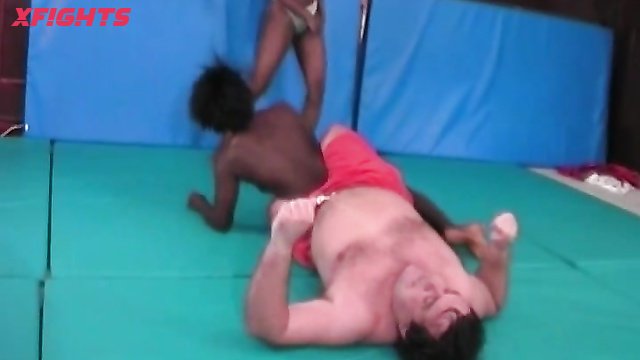 Festelle - M147 - 2 Andrew vs Apple & Ebony Part 2