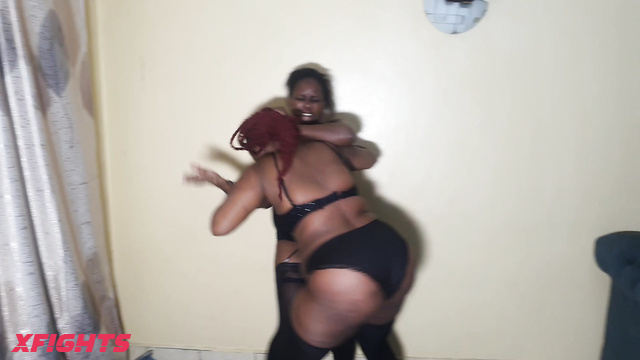 Black Beauty Bra-lers - Bra Panty Catfight Shantel vs Yvonne