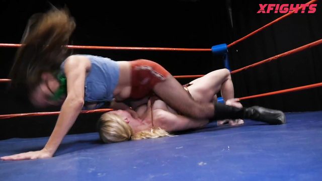 DT Wrestling - DT-1813HD Serene Siren vs Celeste Star Topless Ring Fantasy Match