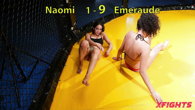 LMN Fights - LMN-104 Emeraude vs Naomi - Newbie in the Cage