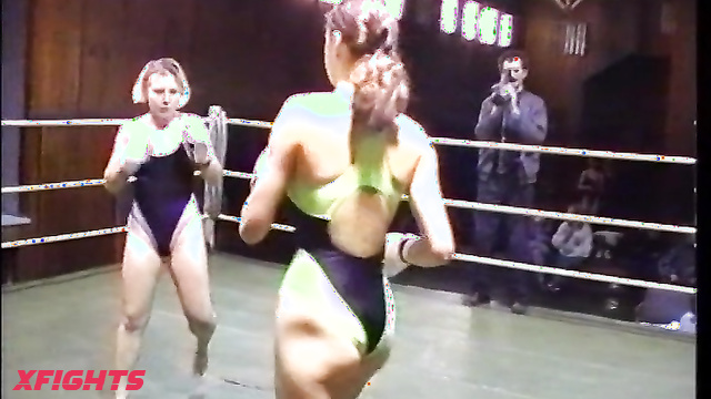 DWW-090-08 Katja vs Svetlana - Extreme MMA Fight