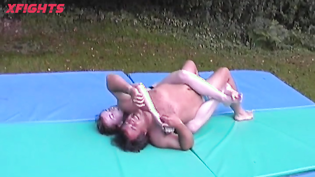 Festelle - M125 - 1 Andrew vs Denisa (1) Mixed Wrestling Outdoors