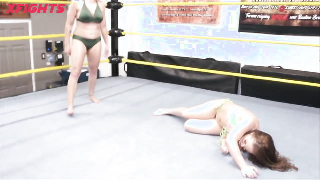 WMW Fetish Fun - Carmen Valentina Vs Sarah - Battle for popularity