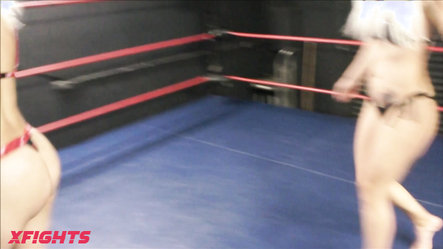 WMW Fetish Fun - Vivi Veracruz Vs Platinum Fury - Most beautiful blonde fighters