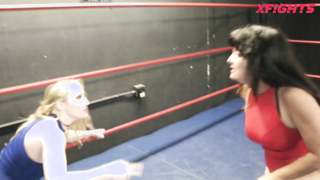 WMW Fetish Fun - Jezabel Romo Vs Crystal Clark - She's back at my ring
