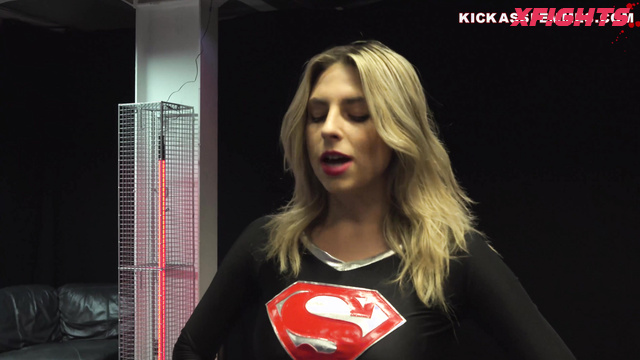 Kick Ass Bitches - Ultima v SuperGirl The Winter Femmes Superheroine Porn