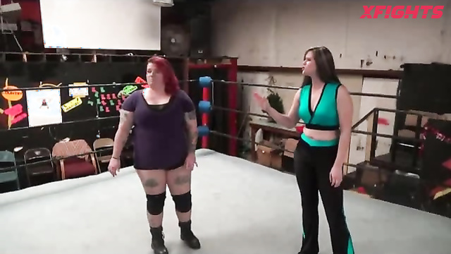 WMW Fetish Fun - Rock C vs Kathy Owens - Mad whores