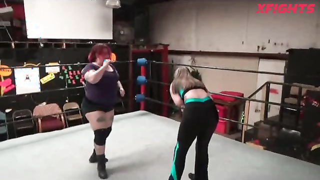 WMW Fetish Fun - Rock C vs Kathy Owens - Mad whores