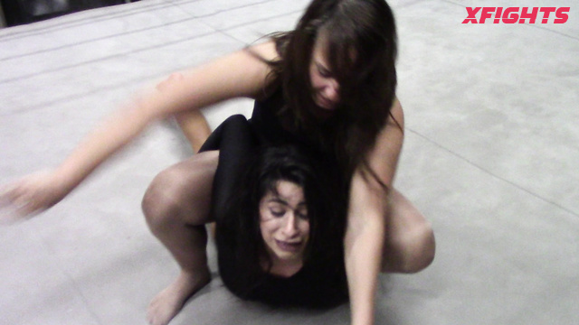 WMW Fetish Fun - Allie Parker vs Amanda Rodriguez - Pro wrestling chicks