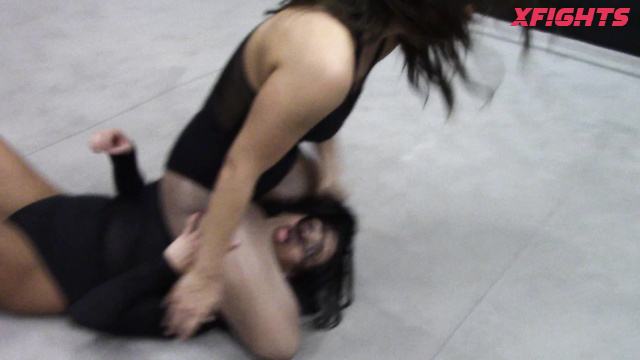 WMW Fetish Fun - Allie Parker vs Amanda Rodriguez - Pro wrestling chicks