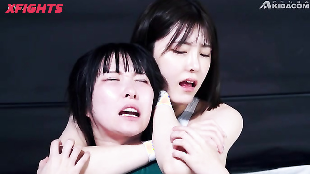 Akibacom - ﻿BCFR-06 Akari Niimura vs Erika Kuromiya - Catfight ROOM 6