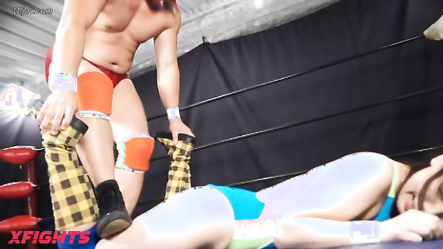 Akibacom - BOT-05 - The guy brutally defeated Japanese beauties in the ring