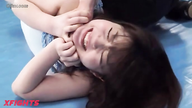 Akibacom - BWR-02 - Sex fight with a sexy cute Japanese girl