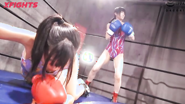 Akibacom - BBEX-01 - Boxing match between hot girls in bikini