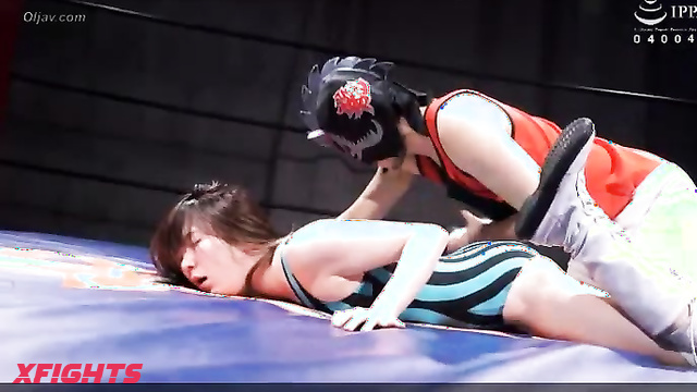 Akibacom - BCD-02 - Cute japanese girls wrestled with a guy and then made him cum