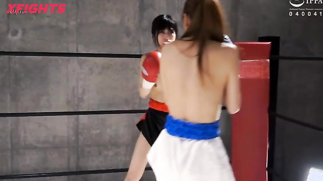 Akibacom - BCWB-01 - Topless boxing between two sexy Asian girls
