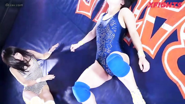 Akibacom - B-1TM-34 - A brutal fight between two cute Japanese girls