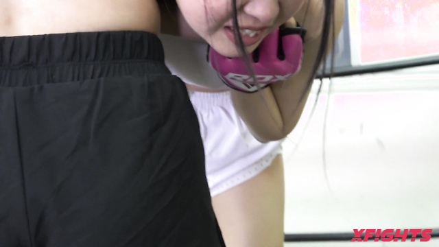 Akibacom - FS-011 - Brutal fight in the ring between two sweet Japanese girls