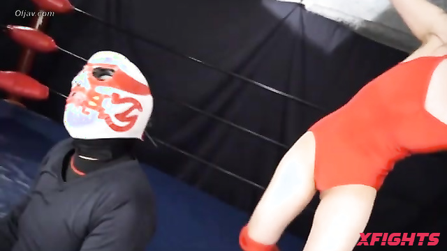 Akibacom - BFI-04 - Dominance and stretching over a flexible Asian woman