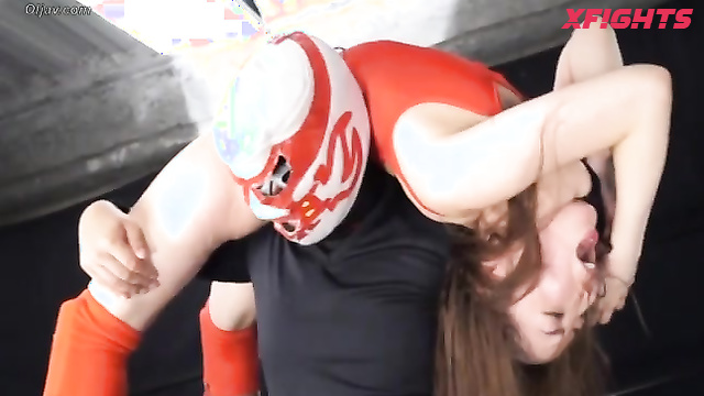 Akibacom - BFI-04 - Dominance and stretching over a flexible Asian woman
