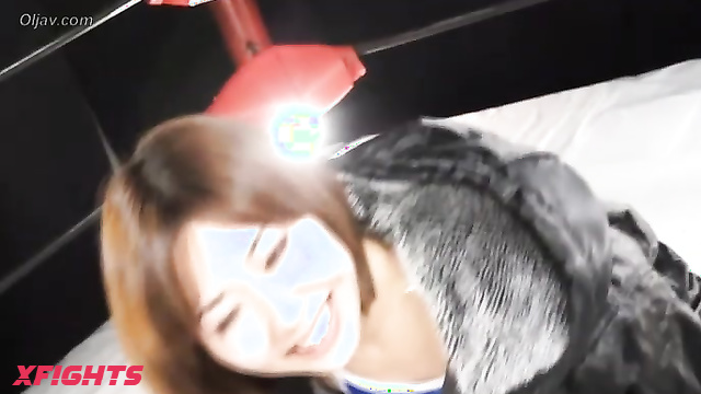 Akibacom - FGV-33 - Japanese girls brutally beat each other in the ring