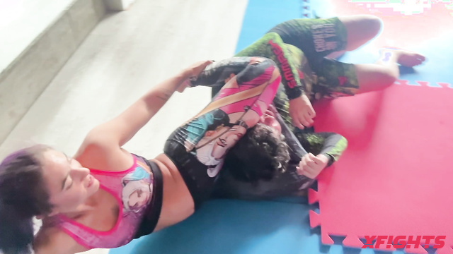 Mixed Wrestling Zone - Sabrina vs Zac - Dominant woman