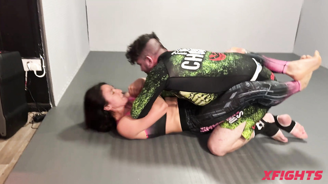 Mixed Wrestling Zone - Jaki vs Zac - Hard fought contest