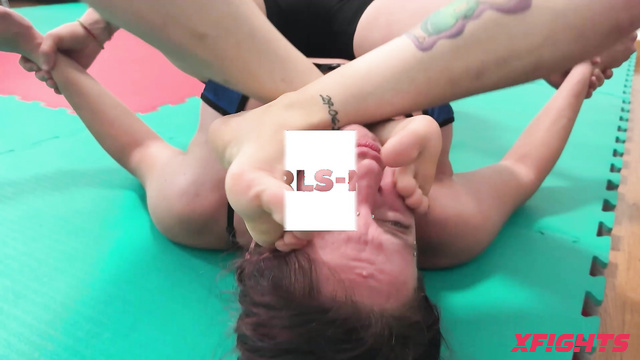 Sexy Fighting Zone - Beatrice Vs Gaia - Dominating catfight