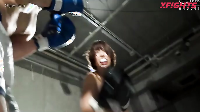 Akibacom - BDTB-01 - Boxing match with a busty Asian girl in oil