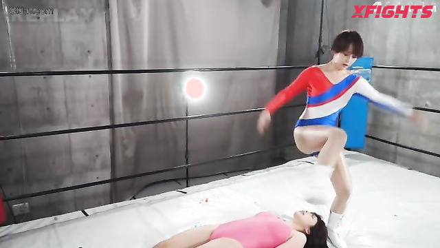 Akibacom - ﻿BCMC-41 - Girl brutally humiliates and mocks her friend in the ring
