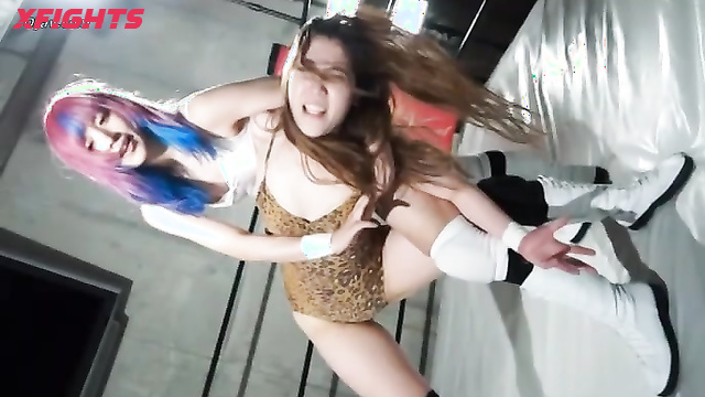 Akibacom - BX-55 - Brutal fight between cute Japanese girls