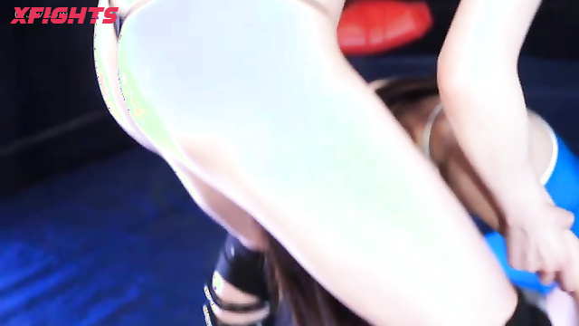 Akibacom - BCM-04 - Girl brutally defeats her naked opponent in the ring