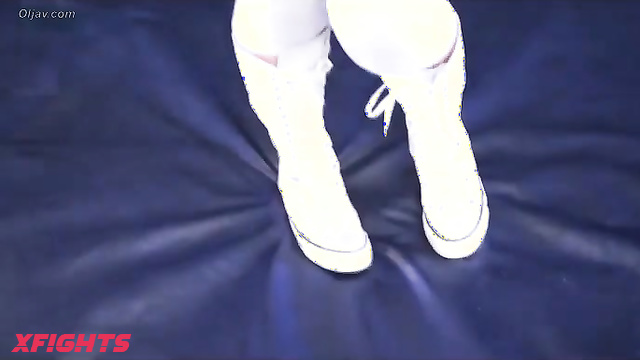 Akibacom - BTP-10 Topless mix pro-wrestling - She should practice more