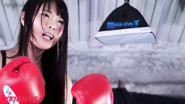 Akibacom - ﻿BDB-04 - Sweet Japanese girls beat each other hard in a boxing match