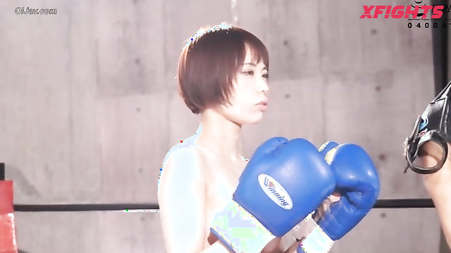 Akibacom - BTBS-04 - Naked japanese beauties staged a boxing match