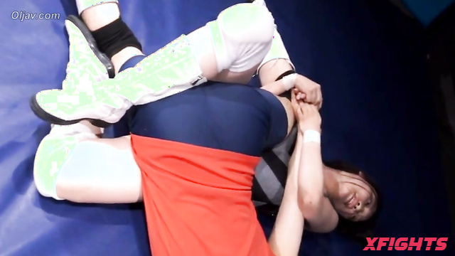 Akibacom - ﻿BTUP-08 Beautiful wrestler closeup - Brutal domination session