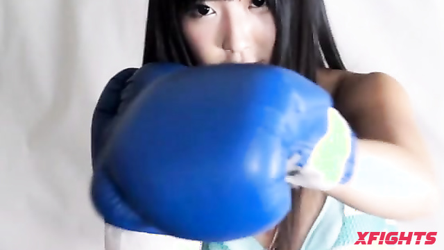 Akibacom - BJBS-01 - Boxing match between sexy Japanese girls in bikinis